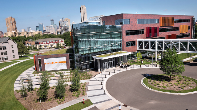 Universitas Augsburg: Pusat Pendidikan Modern di Jerman Selatan